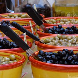 Place Des Lices Market Photo 14