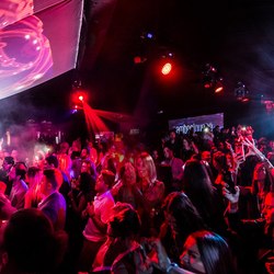 Amber Lounge Abu Dhabi Photo 18