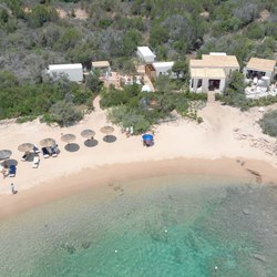Cala Beach Club Photo 12