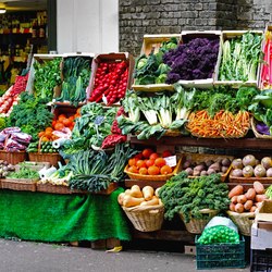 Place Des Lices Market Photo 28