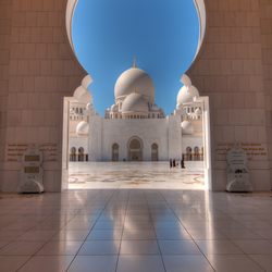 Sheikh Zayed Grand Mosque Photo 13