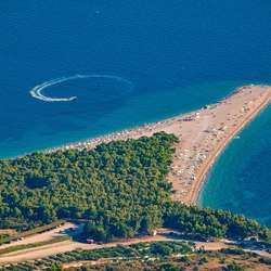 Golden Horn (Zlatni Rat) Photo 2