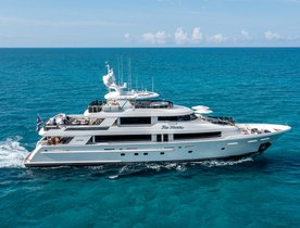 Embrace 2024 with a special offer on Virgin Islands yacht charters onboard luxury yacht charter Far Niente