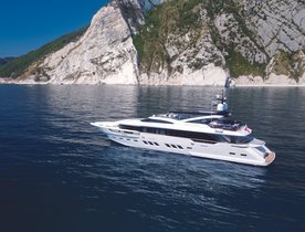 Fully customisable Dreamline 35 makes worldwide debut at Cannes Yachting Festival 2018