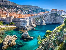 10 things to do on a yacht charter during the Dubrovnik Summer Festival