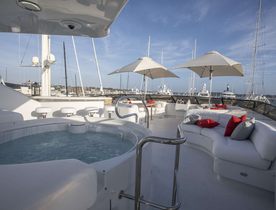 Bahamas charter special aboard luxury yacht INVISION