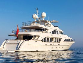 Luxury yacht AHIDA 2 offers last remaining spaces for early season events
