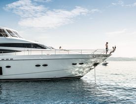 Bahamas charter deal: motor yacht CRISTOBAL offers special rate