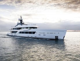 60m superyacht ENTOURAGE makes a splash onto the luxury charter fleet