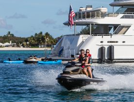 Charter Yacht W Attending Palm Beach Boat Show 2018