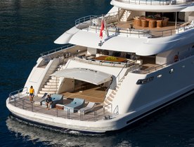 Charter yacht O'PTASIA wins at Design & Leadership Awards at FLIBS 2019