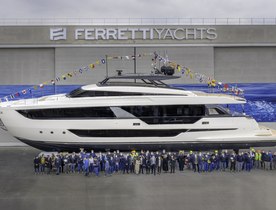 New flagship ‘Superfly’ Ferretti 1000 hits water