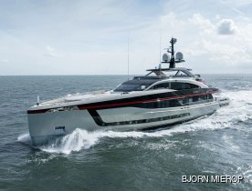 Heesen superyacht Ultra G heads out for sea trials