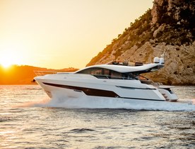 Fairline's Phantom 65 Launches New Sportsbridge Range