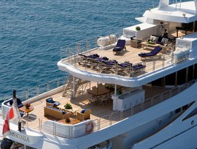Charter Yacht INSIGNIA Offers Last Minute Deal