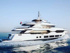 Charter discount on board 37m yacht ROCKET ONE in the Bahamas