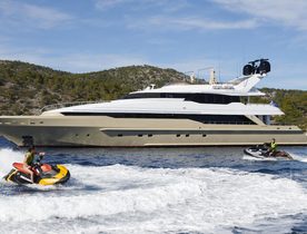 Special offer onboard luxury charter yacht DALOLI 