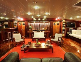 S/Y 'Douce France' Offers Fiji Charters