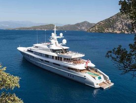 Superyacht AXIOMA Offers Summer Discount
