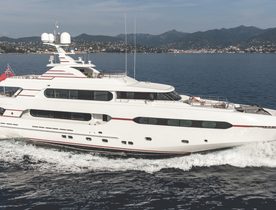 Luxury yacht AUDACES available for short-term charters in the Bahamas