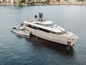 Sanlorenzo motor yacht SAL offers 10% off remaining August yacht charters in the West Mediterranean