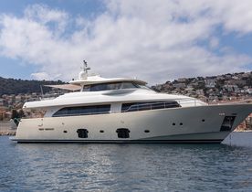 Yacht rental LA PAUSA offers limited time 20% discount on Mediterranean yacht charters