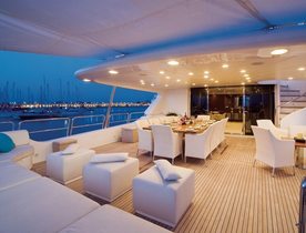 Benetti Superyacht ‘Pure Bliss’ Runs Special Offer on December Charters