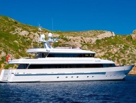 Motor Yacht Alcor Available For Charter