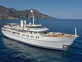 Newly updated yacht SHERAKHAN available for Caribbean charters over Thanksgiving