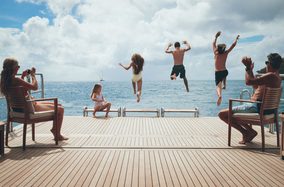 Where should I go on a Thanksgiving yacht charter? 