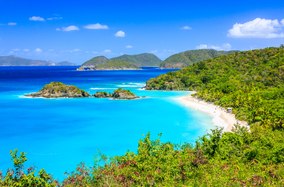 The ultimate guide to US Virgin Islands luxury yacht charter vacations 