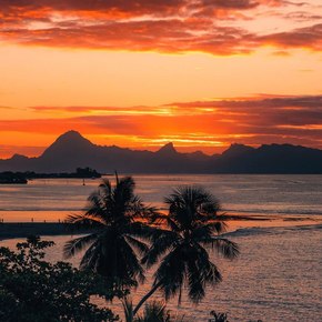 Tahiti - Tahiti Pearl Beach Resort sunset