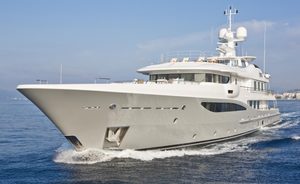 Motor Yacht 4You For Charter