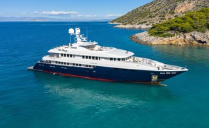 Zaliv III yacht charter