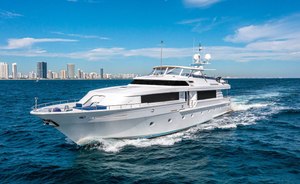 Charter Yacht XOXO Opens Availability for Thanksgiving Yacht Charters in Florida