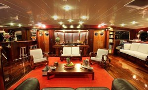 S/Y 'Douce France' Offers Fiji Charters