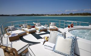 Superyacht HIGHLANDER Offers Exclusive Rate for Christmas and New Year Charter 