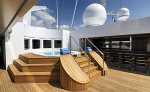 Charter Yacht ‘Lauren L’ Heads To Thailand For The Winter