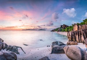 5 reasons why you have to charter a superyacht in the Seychelles