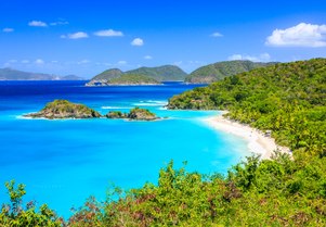 The ultimate guide to US Virgin Islands yacht charter vacations