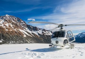 Best destinations for iconic heli-skiing yacht charters