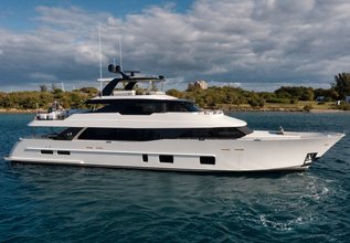 Everglade Charter Yacht at Palm Beach Boat Show 2021