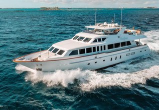 Beachfront Charter Yacht at Ft. Lauderdale Boat Show  2018 - Attending Yachts