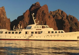 Secret Life Charter Yacht at Monaco Yacht Show 2023