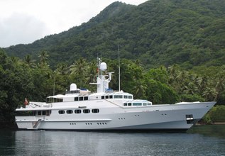 Azteca Charter Yacht at Palm Beach Boat Show 2014