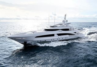 L'Oursin Charter Yacht at Monaco Yacht Show 2023