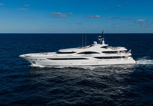 Quantum of Solace Charter Yacht at Miami Yacht Show 2020