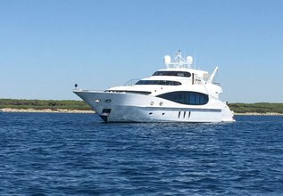 Sea Breeze One Charter Yacht at Palm Beach Boat Show 2017