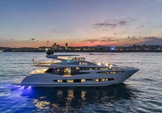Olivia RB Charter Yacht at Palm Beach Boat Show 2021