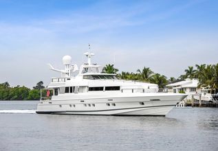 Highline Charter Yacht at Palm Beach Boat Show 2021